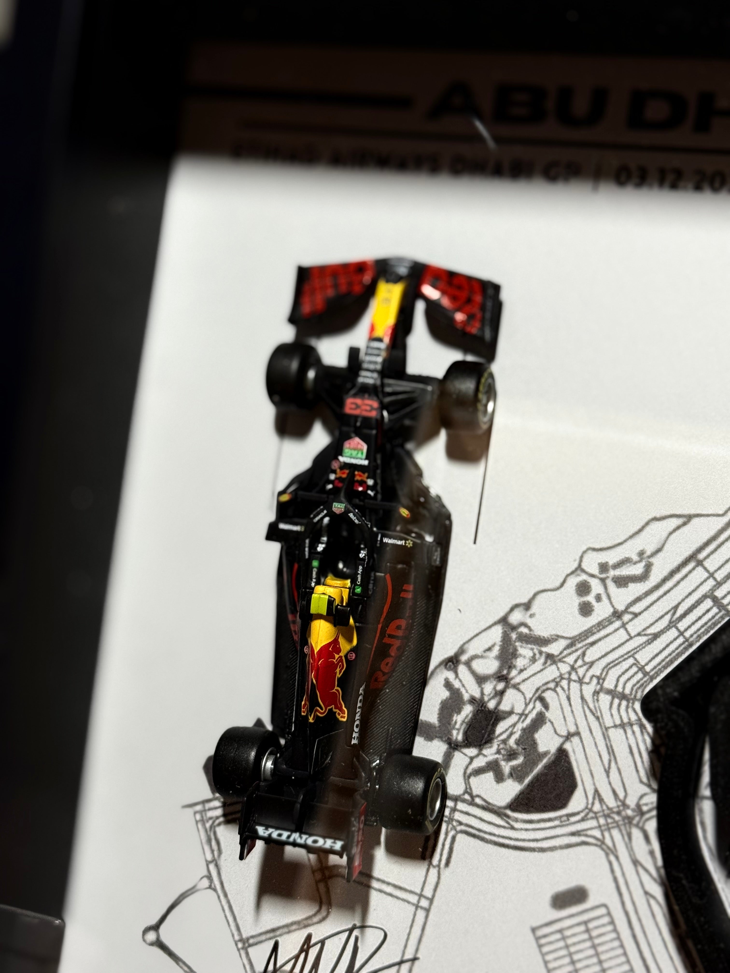 AbuDhabi 2021 - M. Verstappen #33